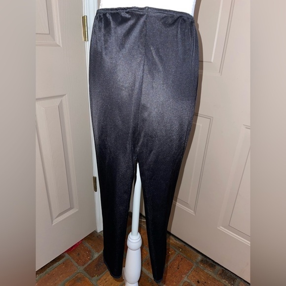 Vintage nylon tricot black 1/2 slip with double side slits & lace trim Small - Picture 2 of 6